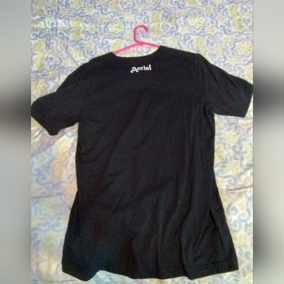 Hogwarts Castle Shirt - Picture 2 of 2